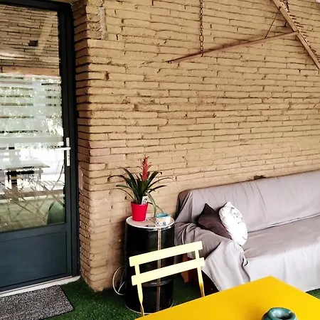 D'une Avec Piscine Partagee Terrasse Amenagee Et Wifi A Apartment